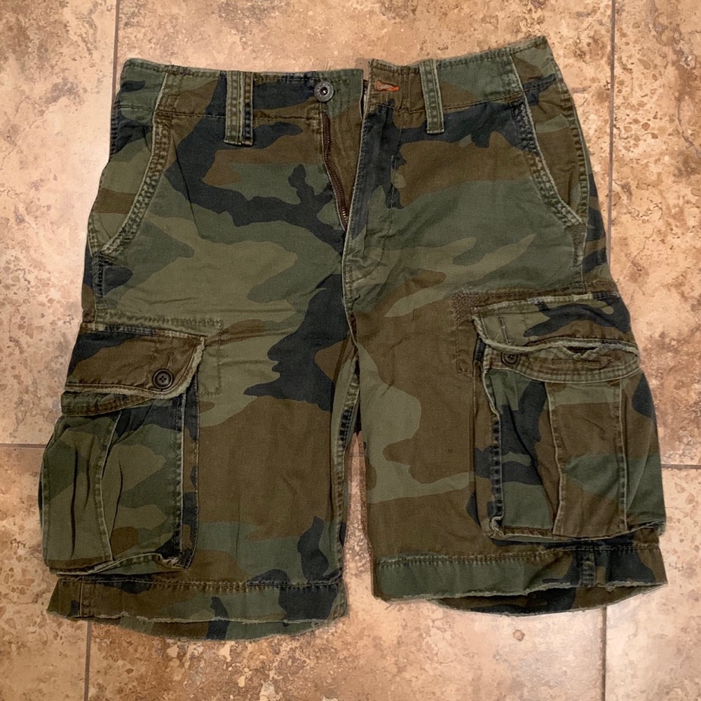 American eagle camo cargo shorts
